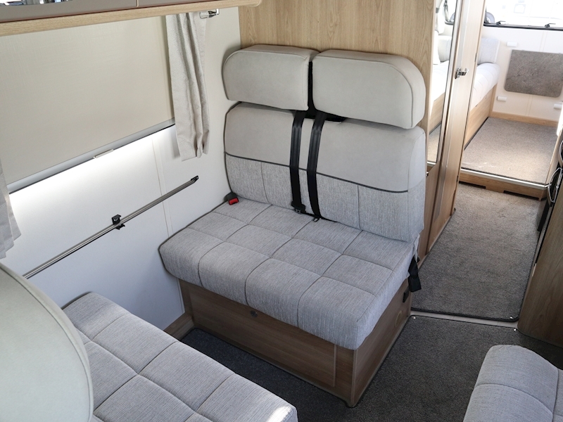Elddis Autoquest 2020 196 - Large 8