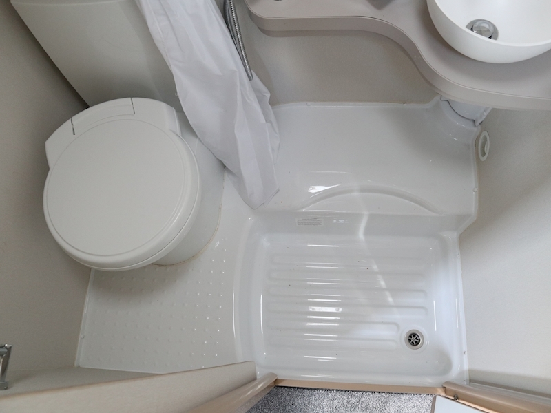 Elddis Autoquest 2020 196 - Large 23
