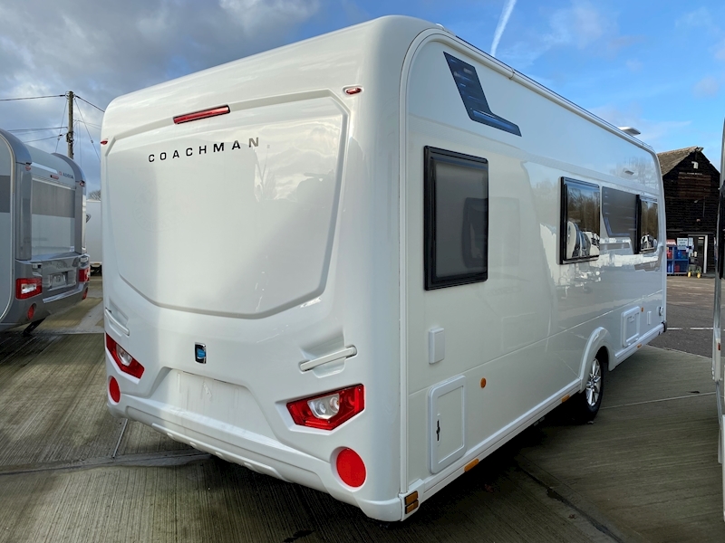 Coachman VIP 2019 520 - Large 1