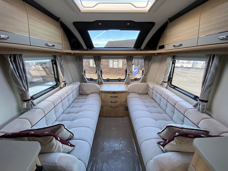 Coachman Pastiche 2018 460 - Large 3