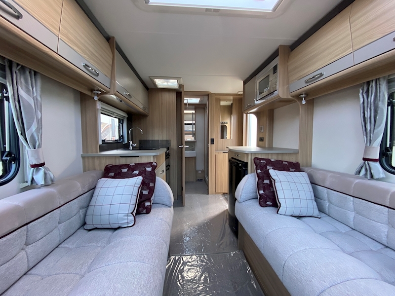 Coachman Pastiche 2018 460 - Large 2