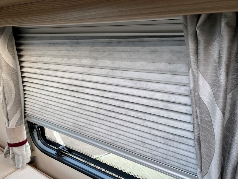Coachman Pastiche 2018 460 - Large 11