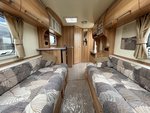 Bailey Pegasus GT65 2014 Genoa - Large 2
