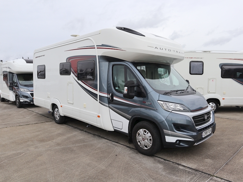 Autotrail Tracker 2018 RB - Large 2