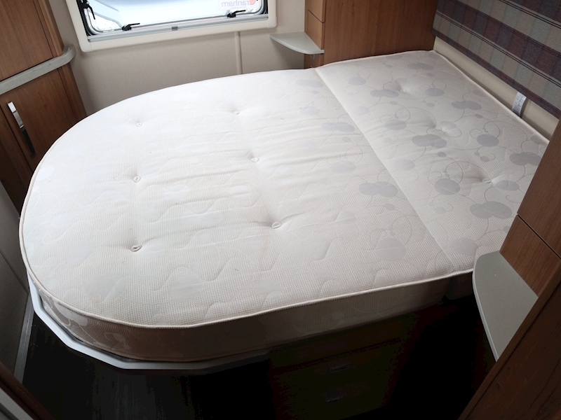 Autotrail Tracker 2018 RB - Large 20