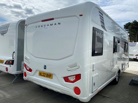 Coachman VIP 520 2018 Caravan - Large 1