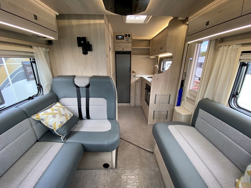 Autotrail F 62 2022 Super - Large 2