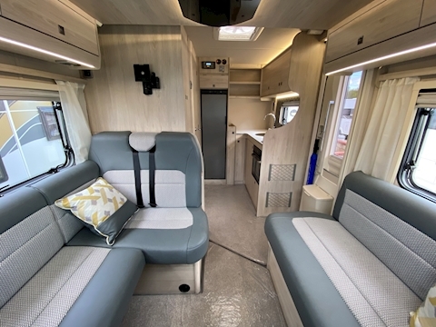 Autotrail F 62 2022 Super - Large 2