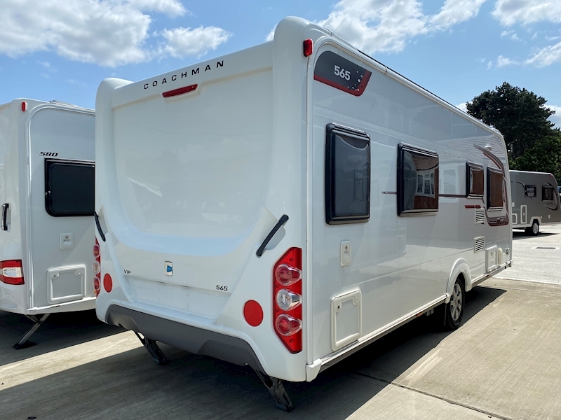Coachman VIP 2017 565 - Large 1