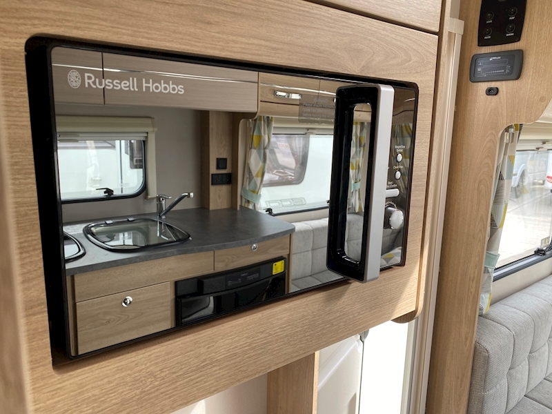 Elddis Xplore 2020 554 - Large 11