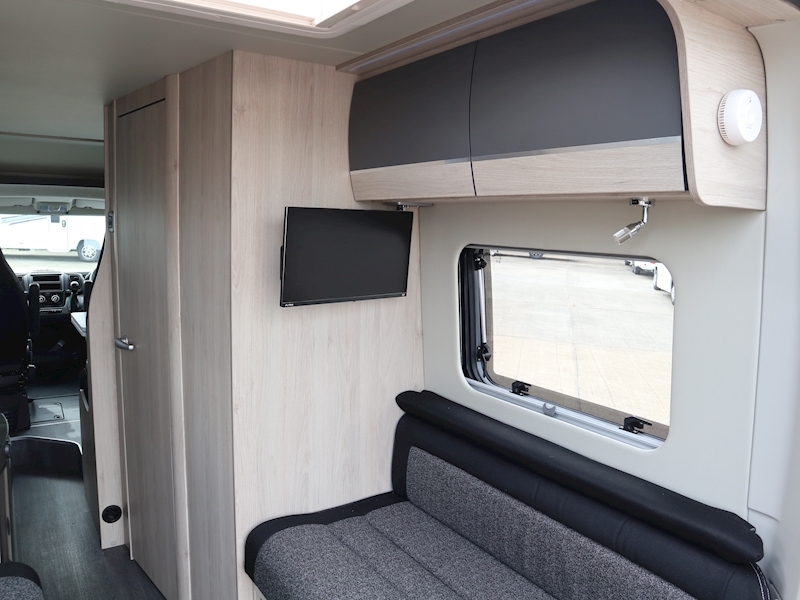 Autotrail Expedition 2023 67 Van - Large 9