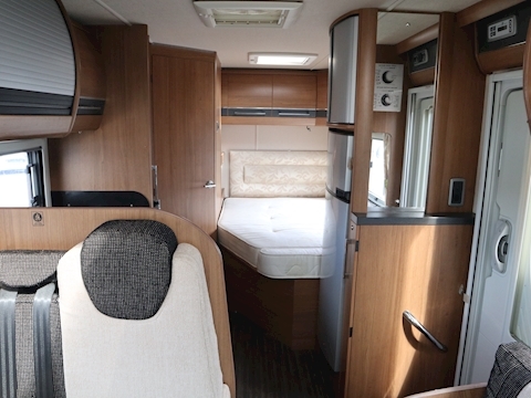 Fiat Autotrail 2012 Tracker FB - Large 8