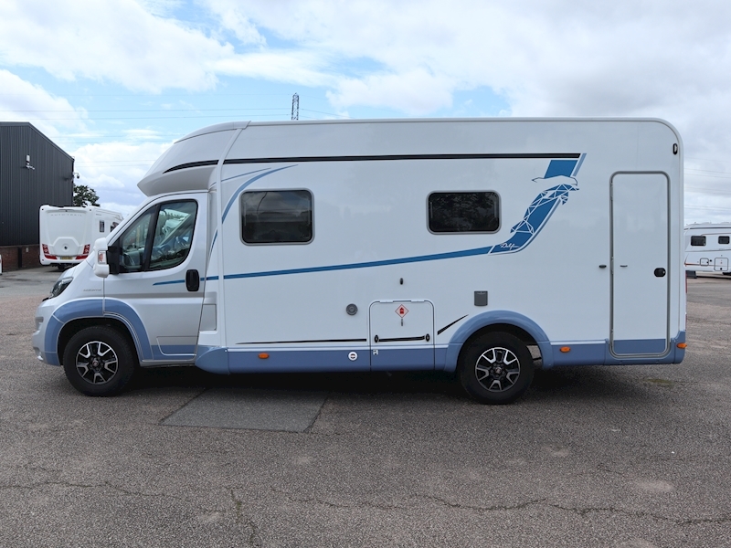 Burstner Delfin 2021 T680 G - Large 8
