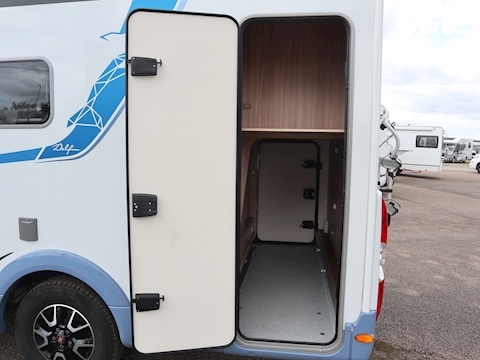 Burstner Delfin 2021 T680 G - Large 9