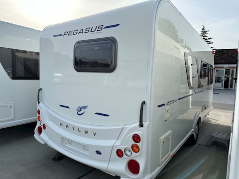 Bailey Pegasus Modena 2016 Caravan - Large 1