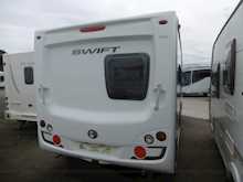 Swift Conqueror 2010 4802