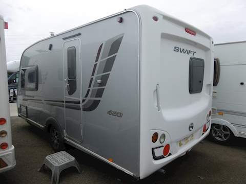 Swift Conqueror 480 - U536