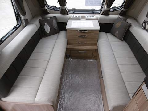 Swift Conqueror 570 - U753
