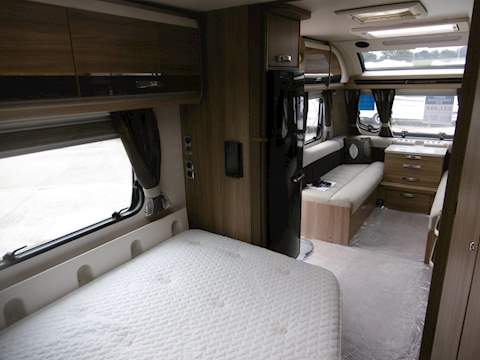Swift Conqueror 570 - U753