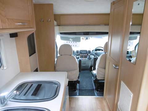 Peugeot Elddis Firestorm 120 - U798