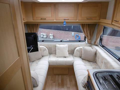 Peugeot Elddis Firestorm 120 - U798