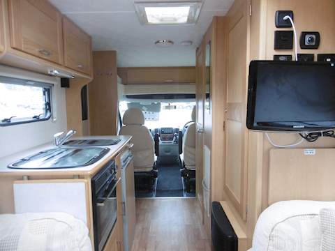 Peugeot Elddis Firestorm 120 - U798