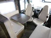 Pilote Explorateur 2013 G741 LJE9