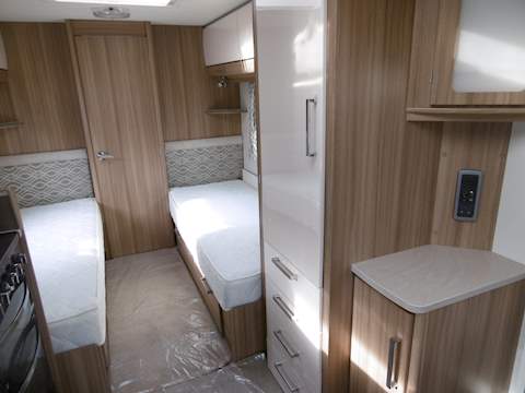 Lunar Clubman SB - U831