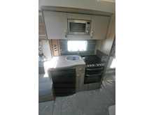 Swift Fairway 2017 5803
