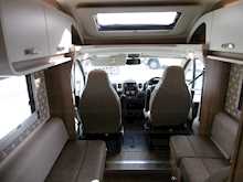 Swift Escape 2017 Champagne 6845