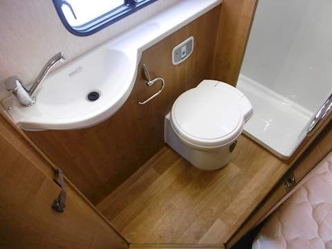 Autotrail Tribute T-715 - U915