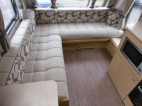 Elddis Avante Club 372 - U961