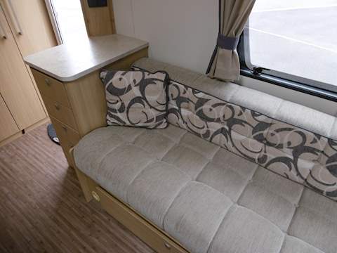 Elddis Avante Club 372 - U961