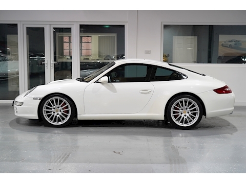 Porsche 2006 Porsche 911 3.8 Carrera S 997 Tiptronic - White/Tan - Left Hand Drive (LHD)