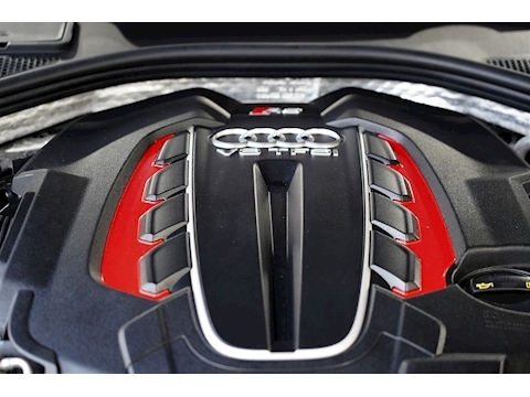 Audi RS6 Avant 4.0 TFSI V8 Avant 5dr Petrol Tiptronic quattro (s/s) (560 ps) 4.0 5dr Avant Tiptronic Petrol