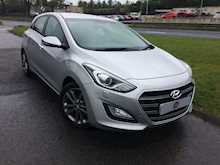 Hyundai 1.6 CRDi Blue Drive Premium Hatchback 5dr Diesel Manual (102 g/km, 134 bhp)