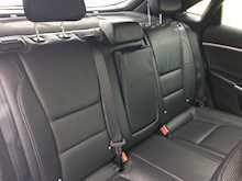 Hyundai 1.6 CRDi Blue Drive Premium Hatchback 5dr Diesel Manual (102 g/km, 134 bhp)