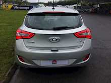 Hyundai 1.6 CRDi Blue Drive Premium Hatchback 5dr Diesel Manual (102 g/km, 134 bhp)
