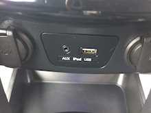 Hyundai 1.6 CRDi Blue Drive Premium Hatchback 5dr Diesel Manual (102 g/km, 134 bhp)