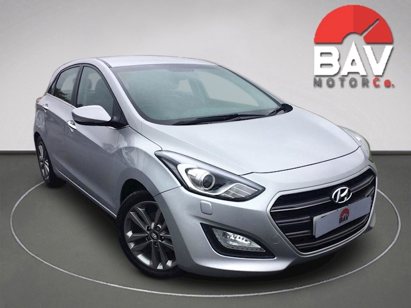 Hyundai 1.6 CRDi Blue Drive Premium Hatchback 5dr Diesel Manual (102 g/km, 134 bhp)