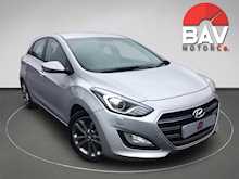 Hyundai 1.6 CRDi Blue Drive Premium Hatchback 5dr Diesel Manual (102 g/km, 134 bhp)