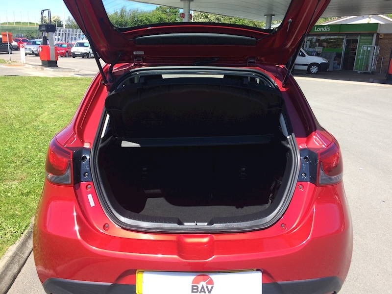 Mazda 1.5 SKYACTIV-G SE-L Hatchback 5dr Petrol Manual (s/s) (110 g/km, 74 bhp)