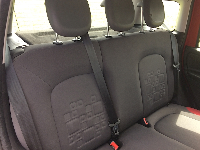 Fiat 1.2 8v Lounge Hatchback 5dr Petrol Manual (EU5) (69 bhp)