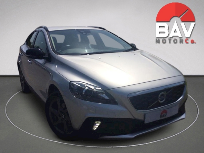 Volvo 1.6 D2 Lux Hatchback 5dr Diesel Powershift (s/s) (108 g/km, 115 bhp)