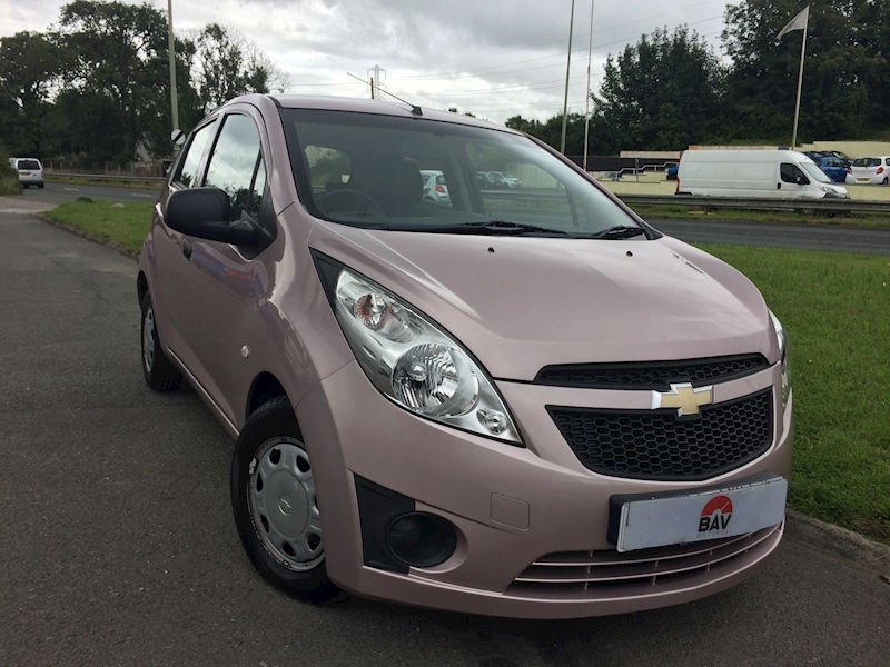 Chevrolet 1.0 + Hatchback 5dr Petrol Manual (119 g/km, 67 bhp)