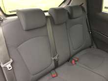 Chevrolet 1.0 + Hatchback 5dr Petrol Manual (119 g/km, 67 bhp)