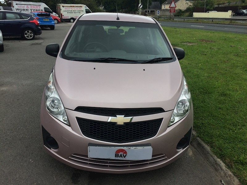 Chevrolet 1.0 + Hatchback 5dr Petrol Manual (119 g/km, 67 bhp)