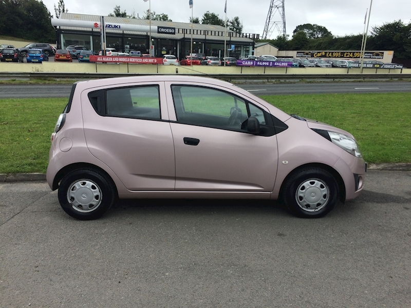 Chevrolet 1.0 + Hatchback 5dr Petrol Manual (119 g/km, 67 bhp)