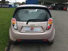 Chevrolet 1.0 + Hatchback 5dr Petrol Manual (119 g/km, 67 bhp)