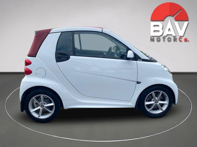 Smart 1.0 MHD Pulse Cabriolet 2dr Petrol Softouch (99 g/km, 71 bhp)